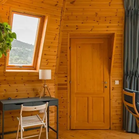 The Hive Chaletu Peyia