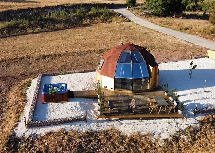 The Hive シャレー